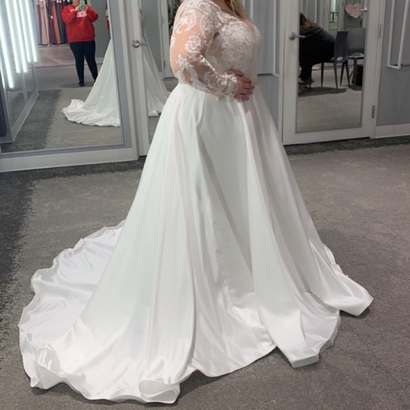 Wedding dress, 16/18 - Picture 1 of 6